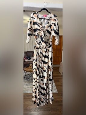 Dress Day Abstract Print Tie-Front Cutout Maxi Dress – Size Large 🤎🖤
